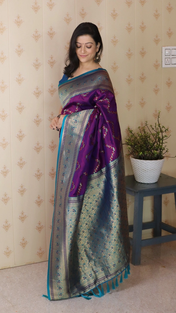 Premium Banarasi Soft Silk Saree with Gold Zari Zigzag Geometric Weaves - FREE, PURPLE