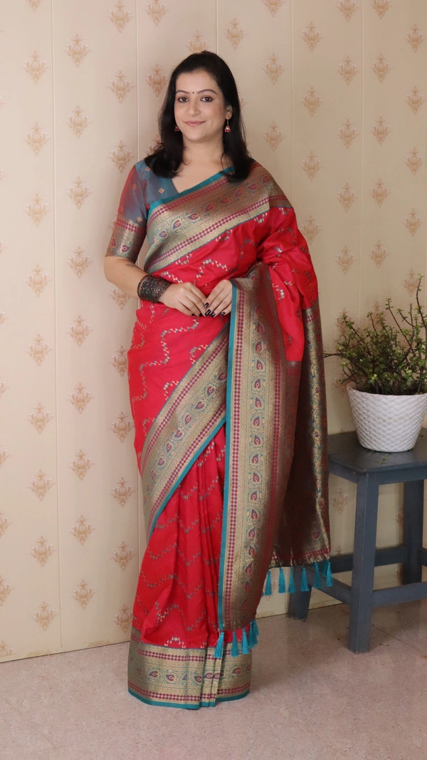 Premium Banarasi Soft Silk Saree with Gold Zari Zigzag Geometric Weaves