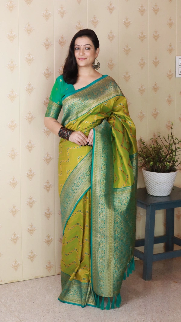 Premium Banarasi Soft Silk Saree with Gold Zari Zigzag Geometric Weaves