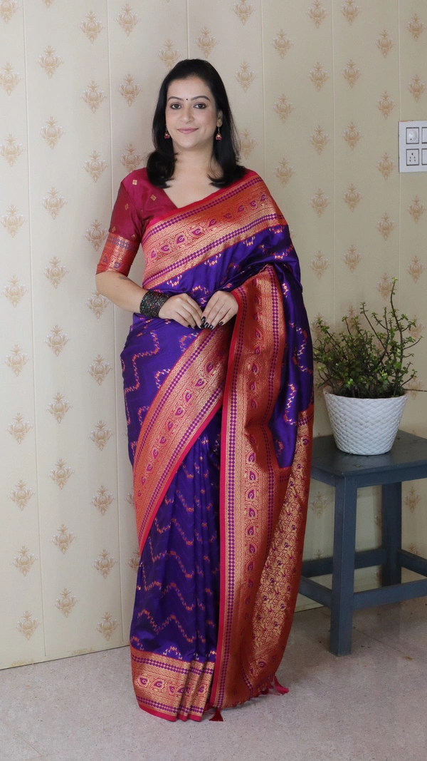 Premium Banarasi Soft Silk Saree with Gold Zari Zigzag Geometric Weaves