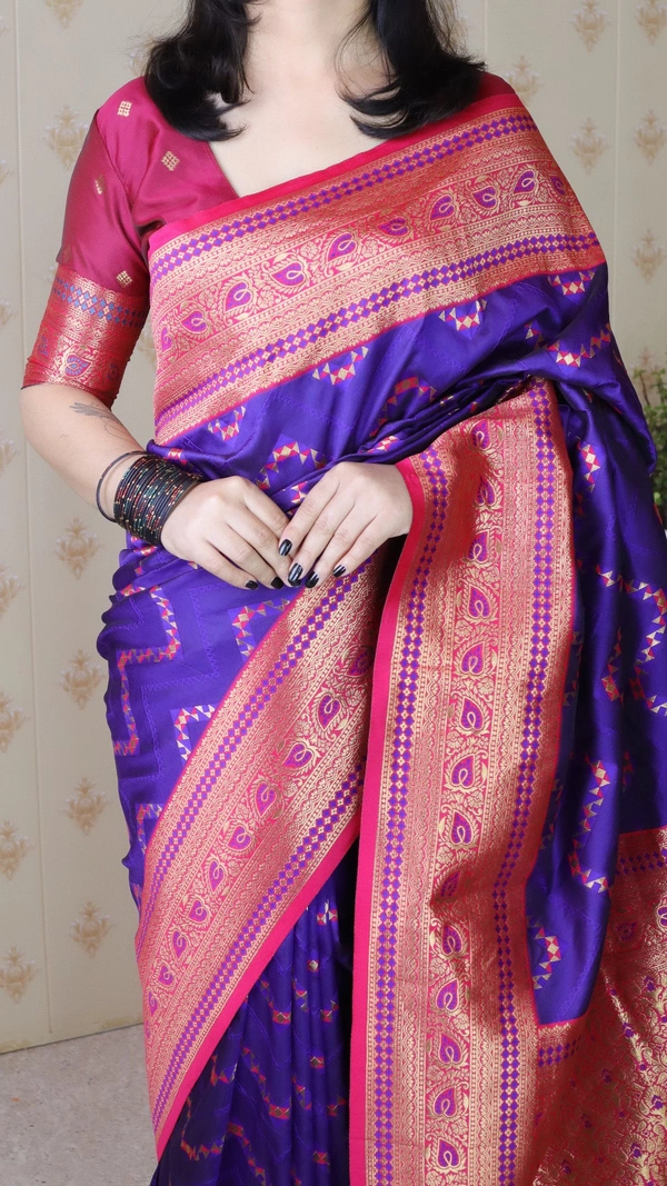 Premium Banarasi Soft Silk Saree with Gold Zari Zigzag Geometric Weaves - FREE, VIOLET