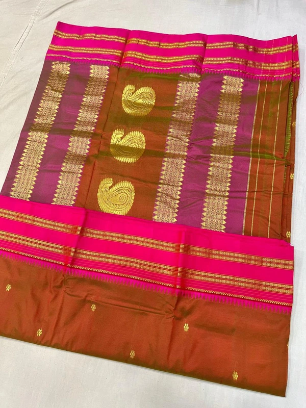 Premium Handcrafted Narayanpeth Silk Saree with Zari Accentuation - Free, Rani Pink (4)