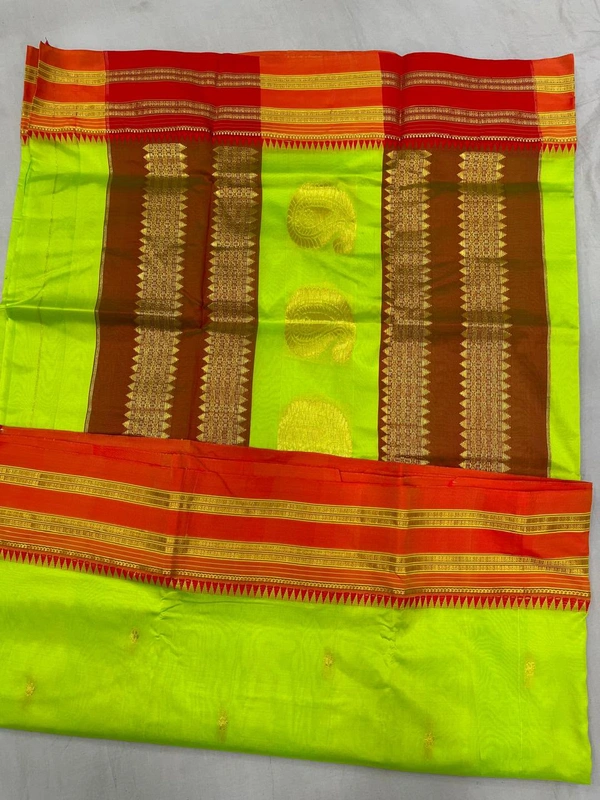 Premium Narayanpeth Silk Saree with Woven Butti and Grand Pallu - Free, Light Parrot Green