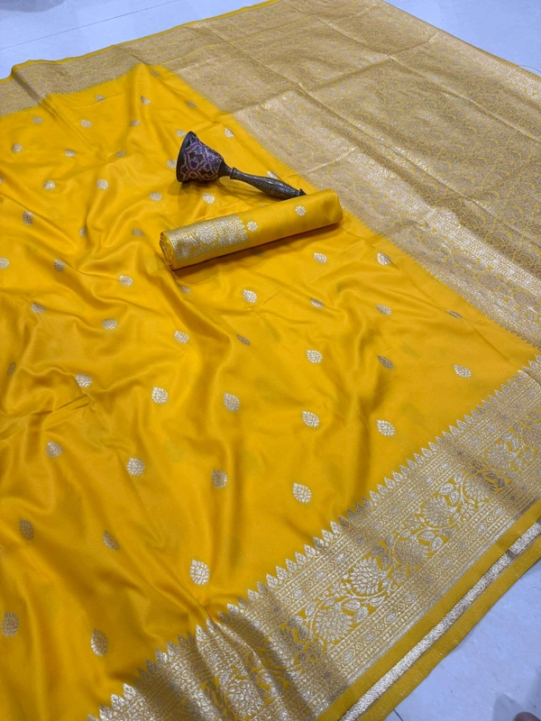 Premium Soft Banarasi Silk Saree with Elegant Silver Zari Weaving and Designer Floral Pallu