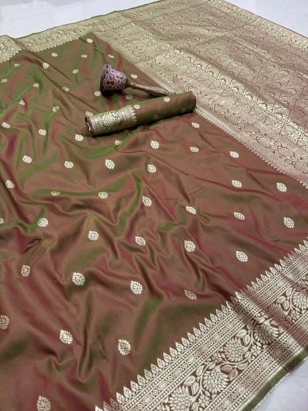 Premium Soft Banarasi Silk Saree with Elegant Silver Zari Weaving and Designer Floral Pallu