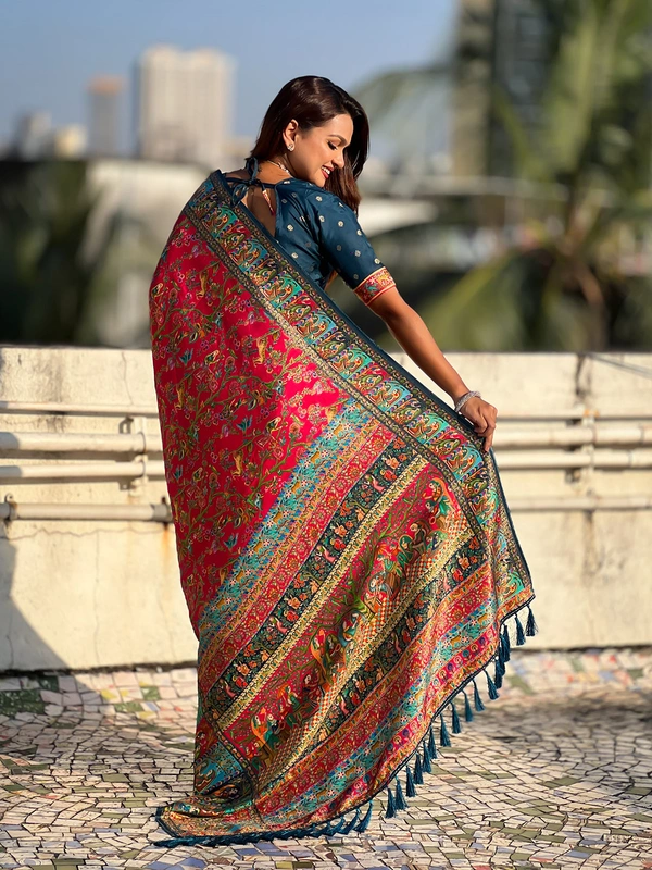Pure Viscose Silk Saree with Meenakari Zari Jaal & Traditional Pallu - FREE, PINK