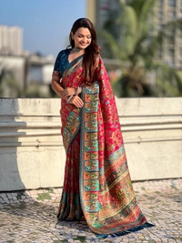 Pure Viscose Silk Saree with Meenakari Zari Jaal & Traditional Pallu - FREE, PINK