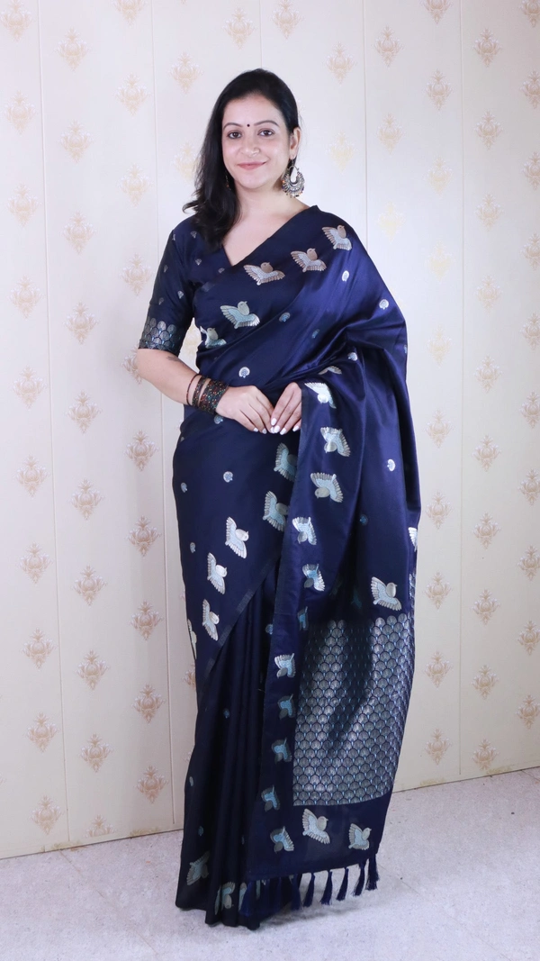 Soft Moonga Silk Saree with Dual Zari Bird Border & Floral Motifs
