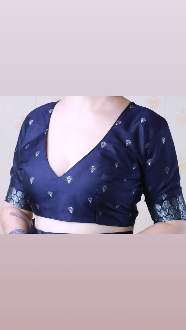 Soft Moonga Silk Saree with Dual Zari Bird Border & Floral Motifs - FREE, NAVYBLUE