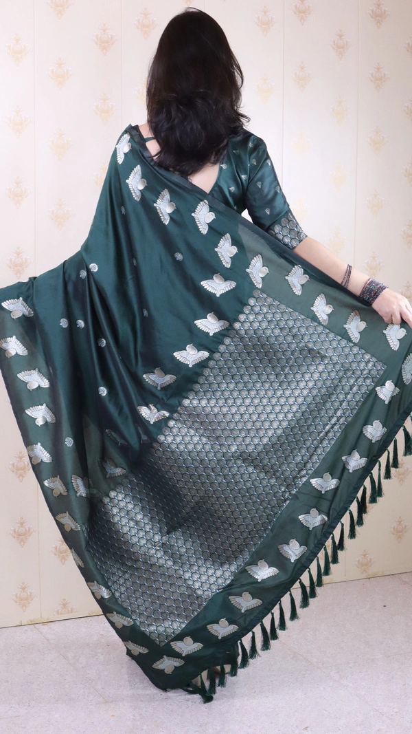 Soft Moonga Silk Saree with Dual Zari Bird Border & Floral Motifs - FREE, BOTTLEGREEN