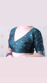 Soft Moonga Silk Saree with Dual Zari Bird Border & Floral Motifs - FREE, BOTTLEGREEN