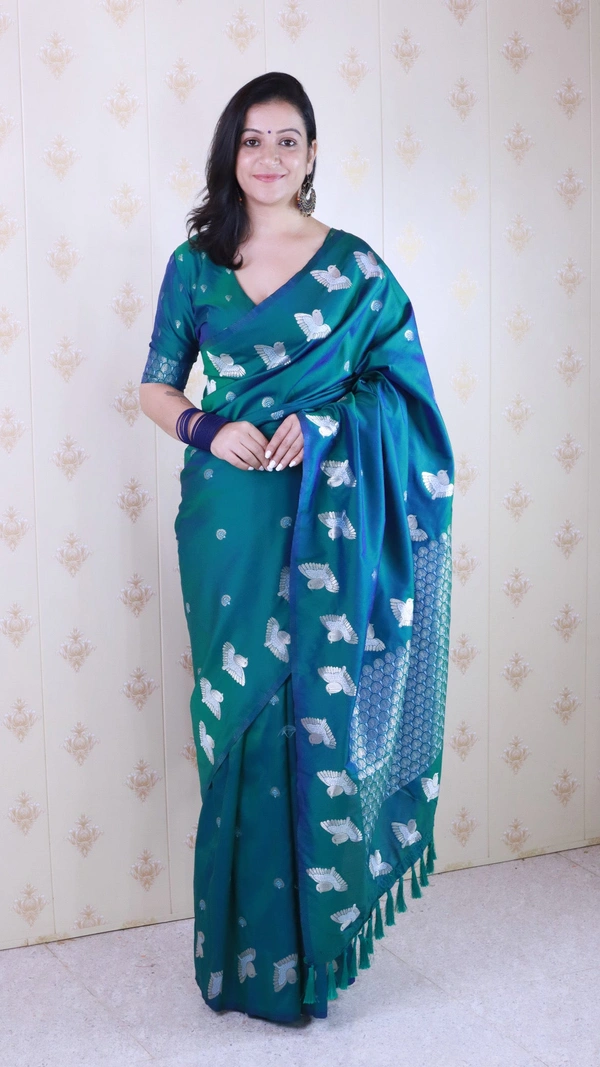 Soft Moonga Silk Saree with Dual Zari Bird Border & Floral Motifs