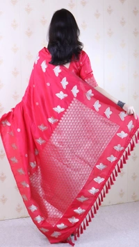Soft Moonga Silk Saree with Dual Zari Bird Border & Floral Motifs - FREE, PINK
