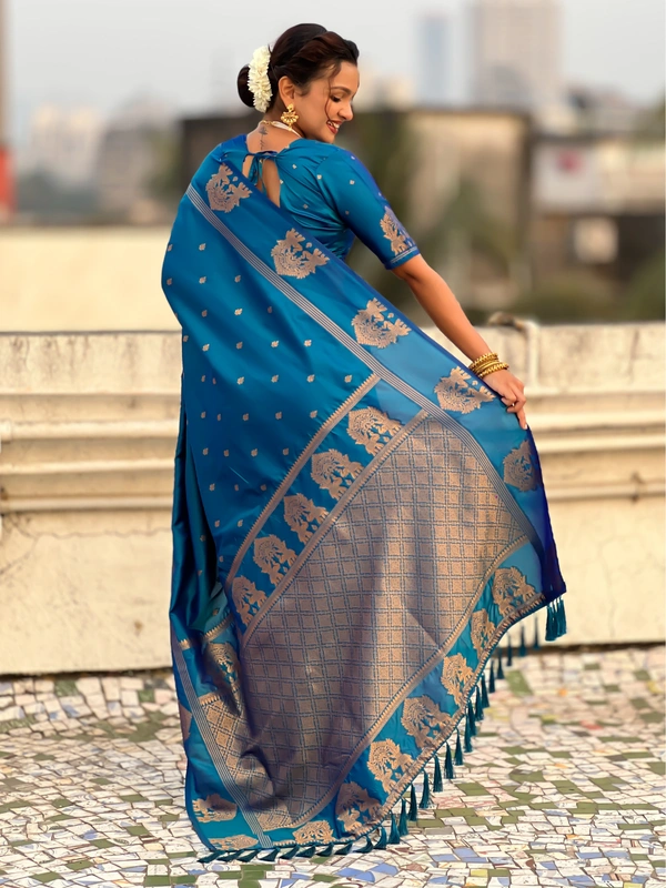 Soft Silk Saree with Elephant Border and Diamond Geometric Zari Woven Pallu - FREE, RAMA