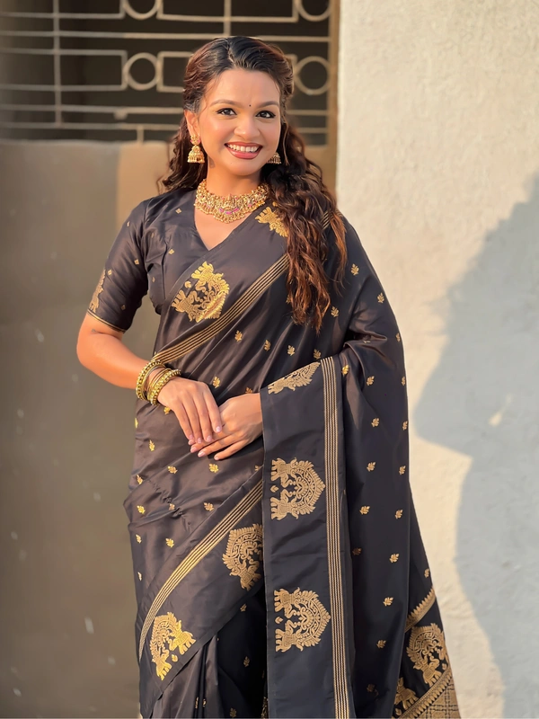Soft Silk Saree with Elephant Border and Diamond Geometric Zari Woven Pallu - FREE, BLACK