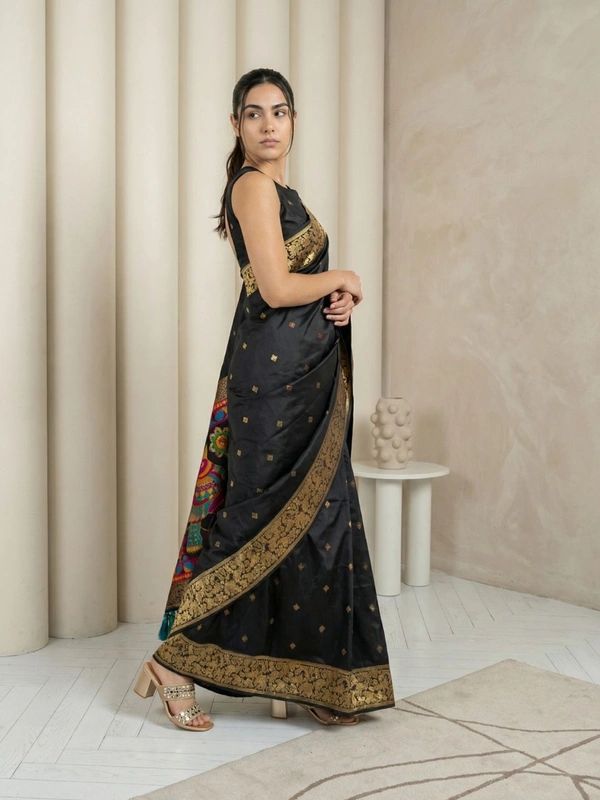 Soft Silk Saree with Gold Zari Floral Motifs & Meenakari Sparrow Pallu - FREE, BLACK