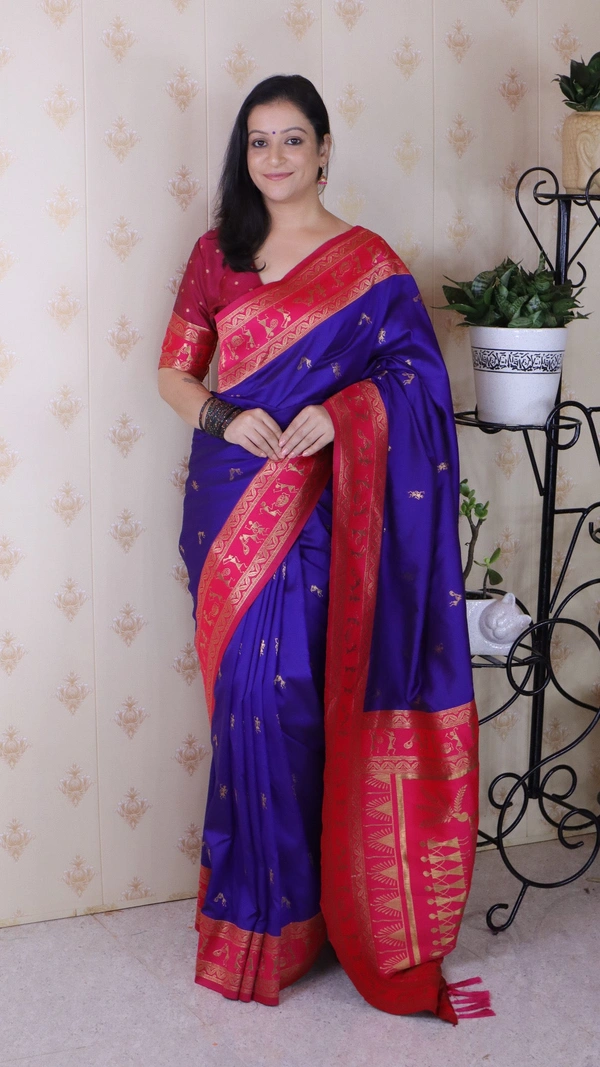 Traditional  Art Soft Silk Saree with Gold Zari Motifs & Contrast Pallu