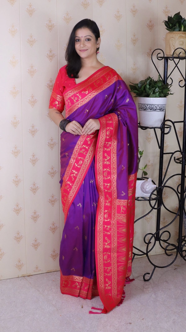 Traditional  Art Soft Silk Saree with Gold Zari Motifs & Contrast Pallu