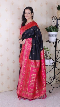 Traditional Art Soft Silk Saree with Gold Zari Motifs & Contrast Pallu - FREE, BLACK