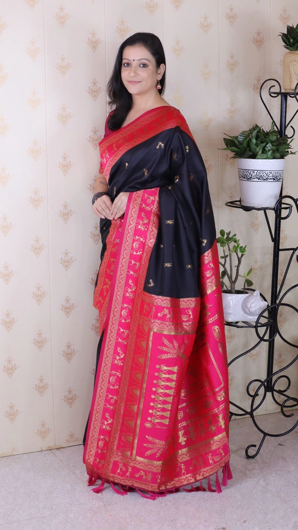 Traditional Art Soft Silk Saree with Gold Zari Motifs & Contrast Pallu - FREE, BLACK