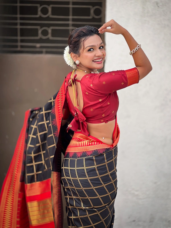 Traditional Chokda Pattern Soft Silk Saree with Gold Zari Checks & Contrast Pallu - FREE, BLACK