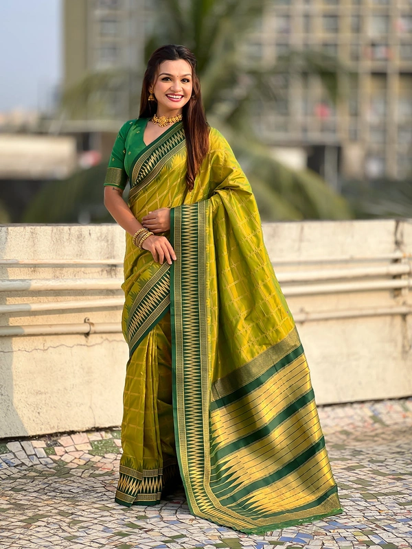 Traditional Chokda Pattern Soft Silk Saree with Gold Zari Checks & Contrast Pallu