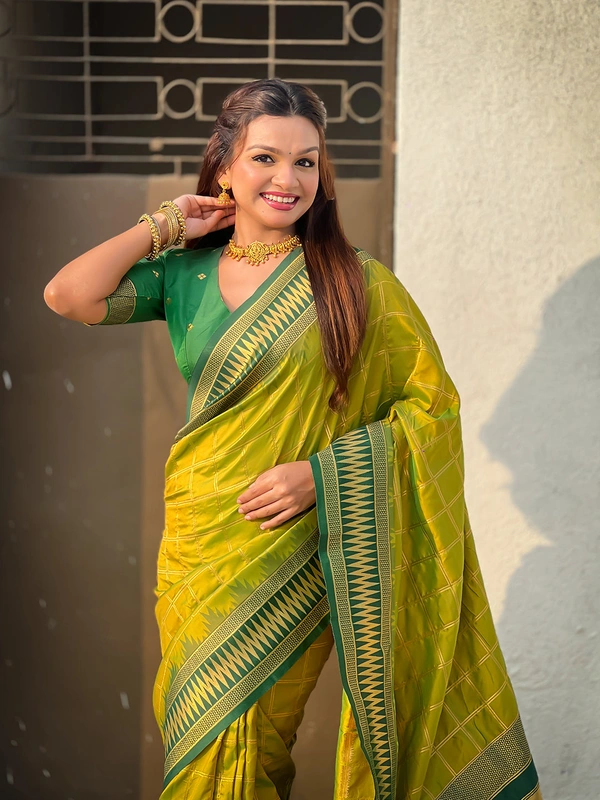 Traditional Chokda Pattern Soft Silk Saree with Gold Zari Checks & Contrast Pallu - FREE, MEHENDI