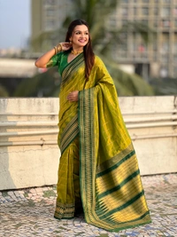 Traditional Chokda Pattern Soft Silk Saree with Gold Zari Checks & Contrast Pallu - FREE, MEHENDI