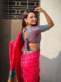 Traditional Chokda Pattern Soft Silk Saree with Gold Zari Checks & Contrast Pallu - FREE, PINK