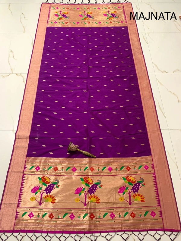 PAITHANI_HOUSE86 Traditional Paithani Silk Dupatta | Rich Zari Border & Floral Pallu- [kajukatari
Dupatta -2.5 mt] - FREE, Jamuni