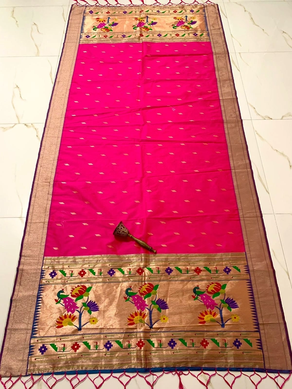 PAITHANI_HOUSE91 Traditional Paithani Silk Dupatta | Rich Zari Border & Floral Pallu- [kajukatari
Dupatta -2.5 mt] - FREE, Bright Pink