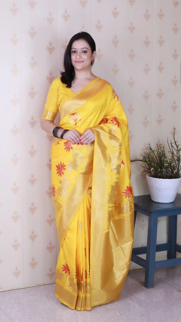 Traditional Pichwai Soft Silk Saree with Kamdhenu Pattern & Zari Border