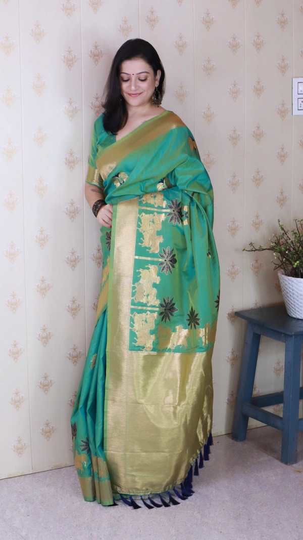Traditional Pichwai Soft Silk Saree with Kamdhenu Pattern & Zari Border - FREE, GREEN