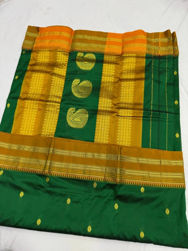 Woven Mango Boota Pallu Handloom Narayanpeth Saree - Free, Mehendi Green