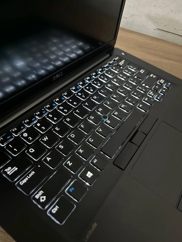 SKU-0442/ CORE I5- (Refurbished) DELL LATITUDE7480/ Business Series Laptop/ (CORE I5/ 8GB/ 256GB SSD/ HD Webcam/14.1'' HD LED / Win 10/11 Pro Installed + MS Office/ Adapter