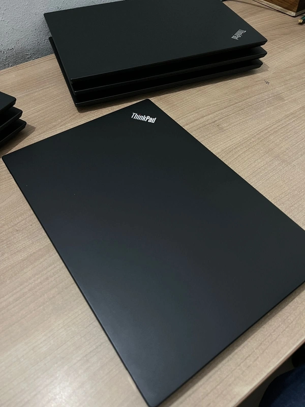 SKU-0505/ Lenovo ThinkPad T480/ 8th Gen- Intel Core i7 Processor / Thin & Light FHD (8 GB DDR4 RAM/256 GB SSD/14" (35.6 cm) FHD/Windows 10/MS Office/WiFi/Bluetooth 4.1/Webcam/Intel Graphics) Import New Condition( Refurb ...)