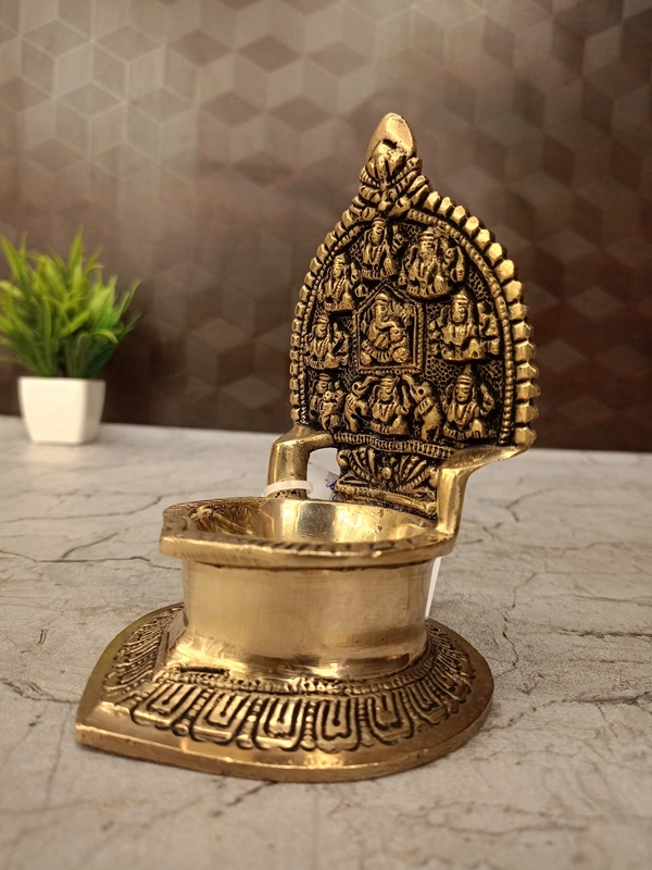 DecorsOne Brass Gajalakshmi Diya Big- 7″