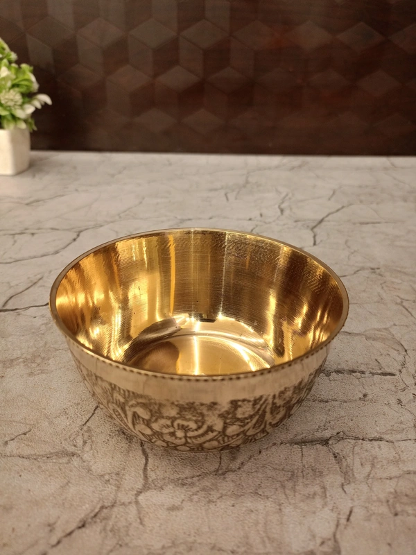 DecorsOne Brass Designer Bowl 2"