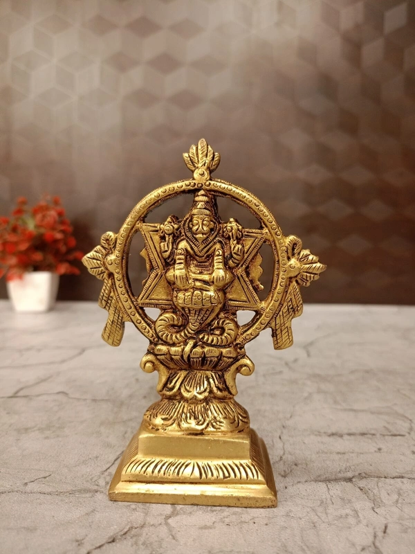 DecorsOne Brass Chakrathalwar Idol 5”