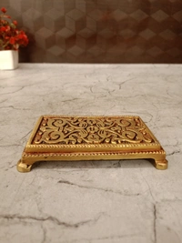 DecorsOne Brass Rectangle Chowki Statue For Pooja 1″