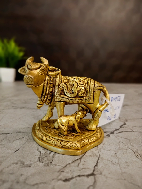 DecorsOne Brass Cow and Calf Idol 1.5"