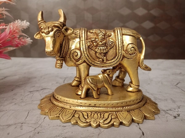Buy Brass Cow And Calf Statue With Lotus Leaf Base Design