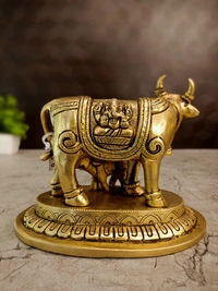 DecorsOne Brass Cow and Calf Idol with Lakshmi And Ganesha 5"
