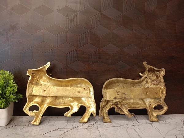 DecorsOne Brass Cow Wall Mount Pair 7"