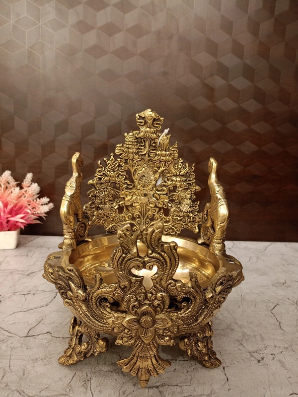 DecorsOne Buy Brass Design Uruli 11.5″