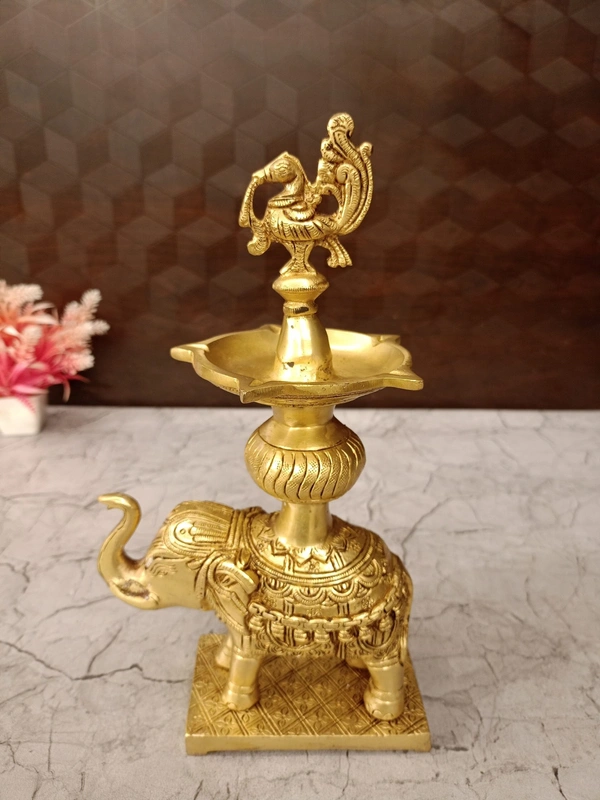 DecorsOne Brass Elephant With Annam Five Face Diya 11″