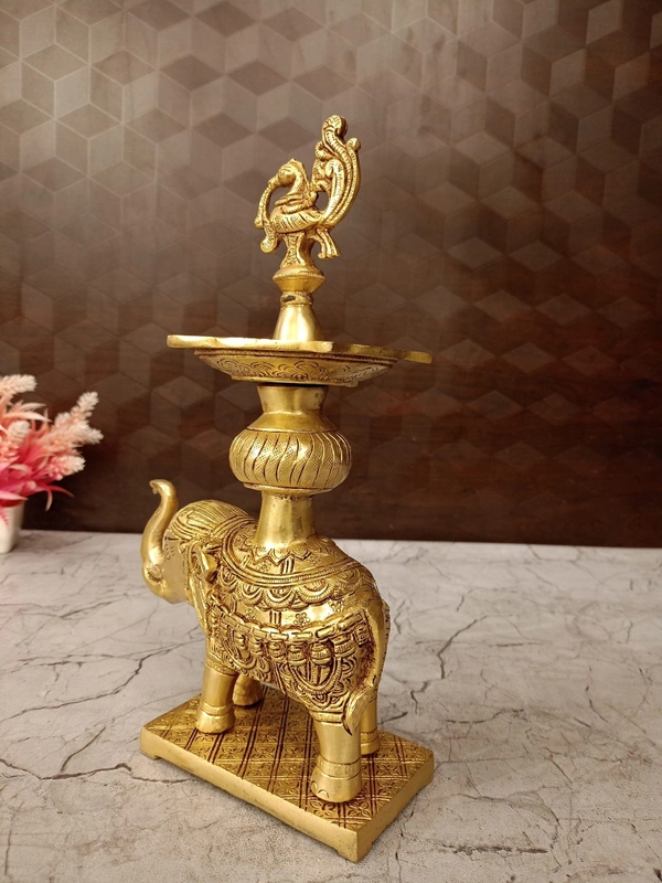 DecorsOne Brass Elephant With Annam Five Face Diya 11″