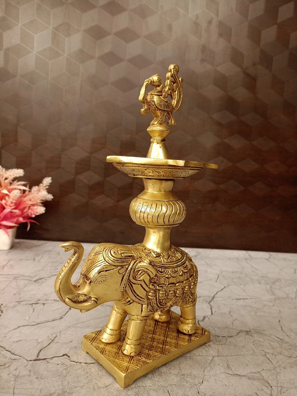 DecorsOne Brass Elephant With Annam Five Face Diya 11″