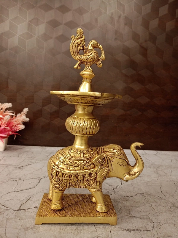 DecorsOne Brass Elephant With Annam Five Face Diya 11″
