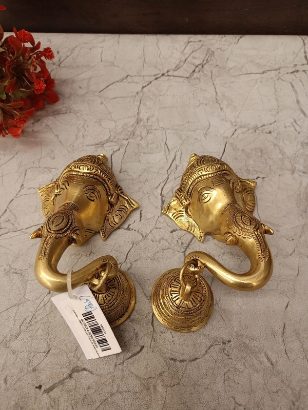 DecorsOne Brass Ganesha With Bell Idol Left Right Combo 7”